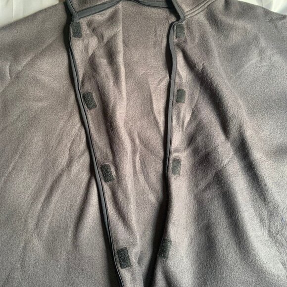 Woman's shawl in size S/M - Picture 3 of 7